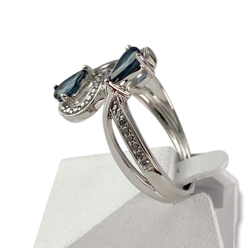 Bague d'occasion or 750 blanc saphir diamant - vue 2