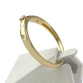 Tweedehands ring van 750 geelgoud met synthetische diamant