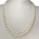 Collier d'occasion en or jaune 750, perles de culture du japon, 49 cm - vue 2