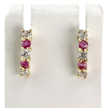 Boucles d'oreilles d'occasion or 750 jaune rubiszirconias