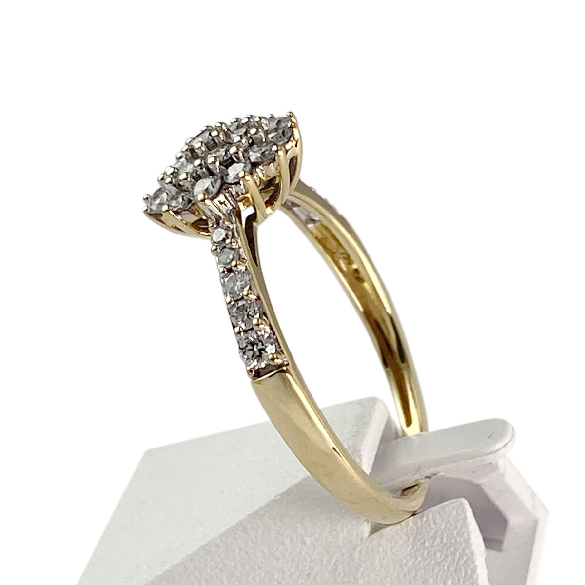 Tweedehands ring van 750 geelgoud met synthetische diamant - afbeelding 2