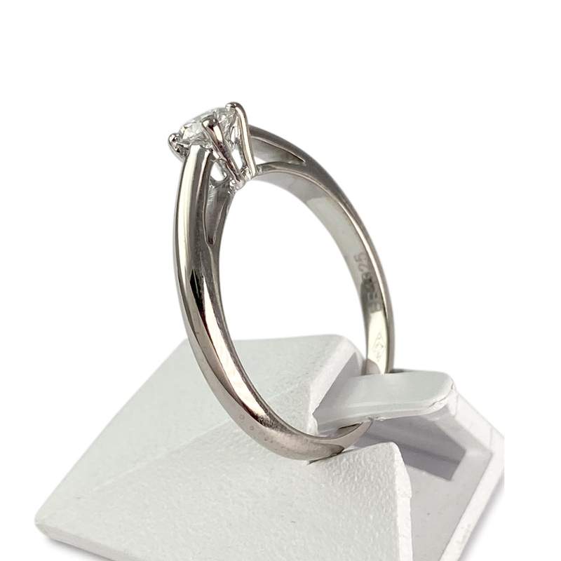 Solitaire MAUBOUSSIN d'occasion or 750 blanc diamant - vue 2