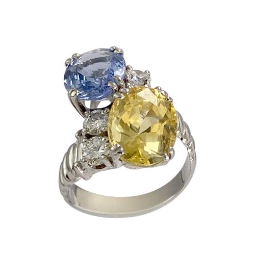 Bague d'occasion or 750 blanc saphir, saphir jaune et diamants