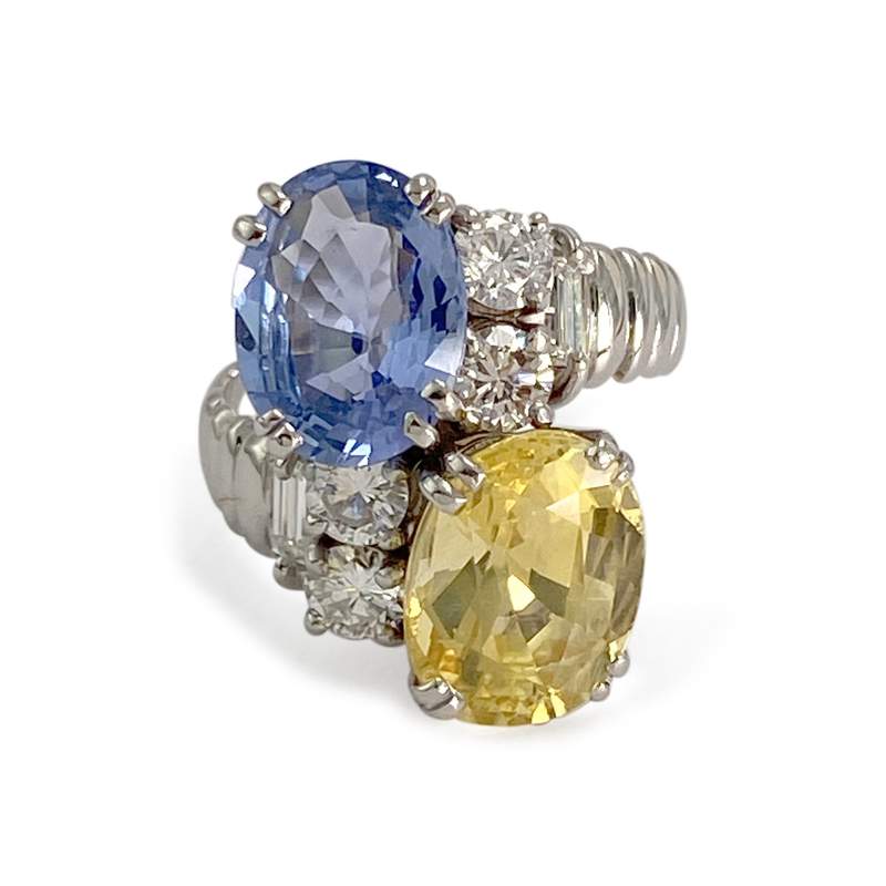 Bague d'occasion or 750 blanc saphir, saphir jaune et diamants - vue 4