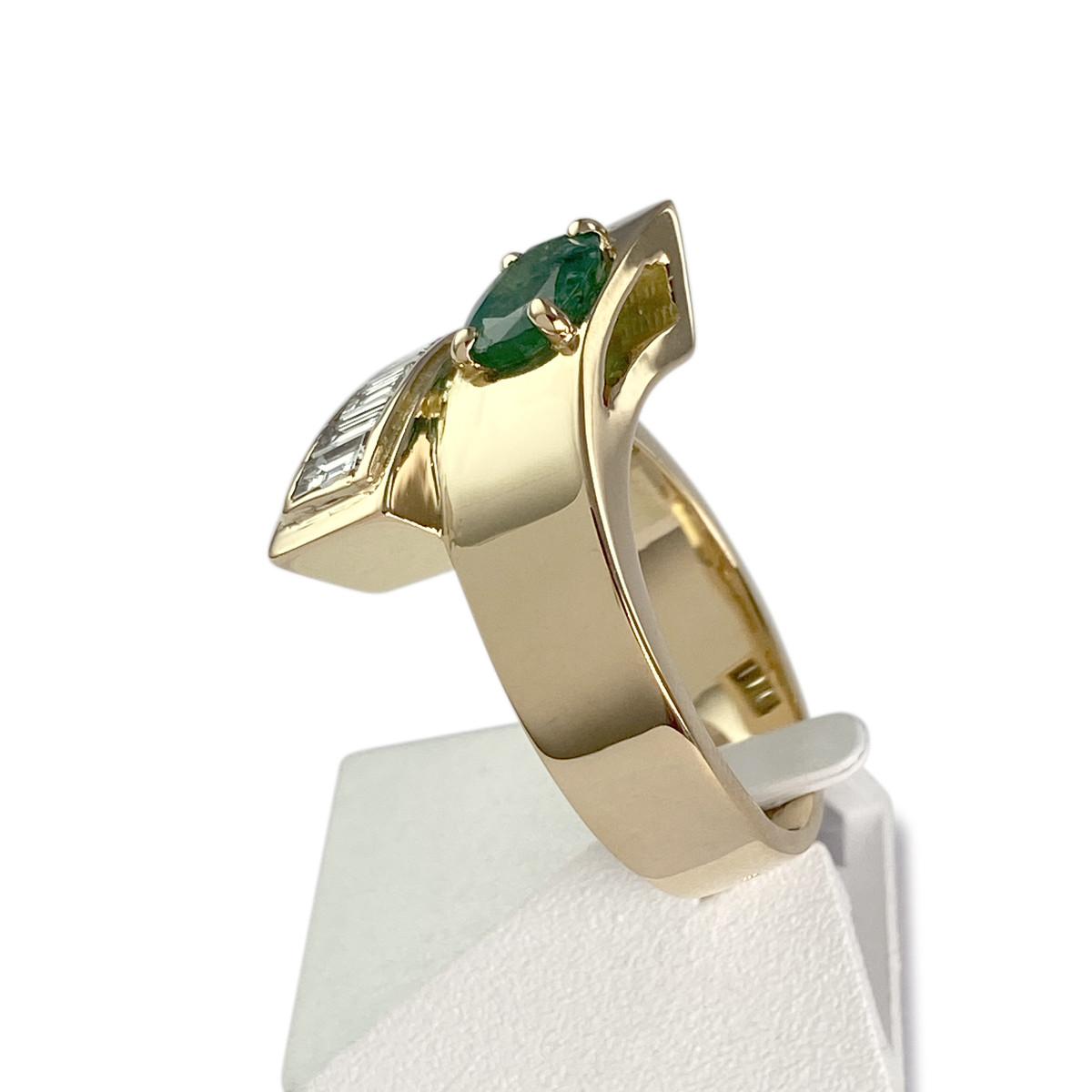 Tweedehands gouden ring 750 gele smaragd diamant - bekijk 2