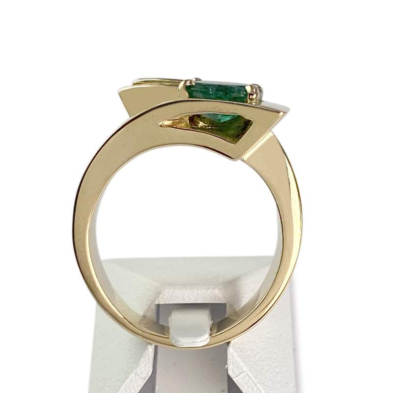 Bague d'occasion or 750 jaune émeraude diamants - vue 3