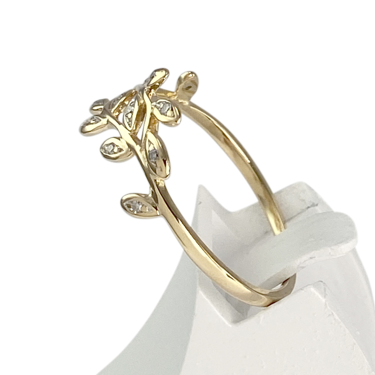 Second hand gold ring 750 yellow diamonds - view 2