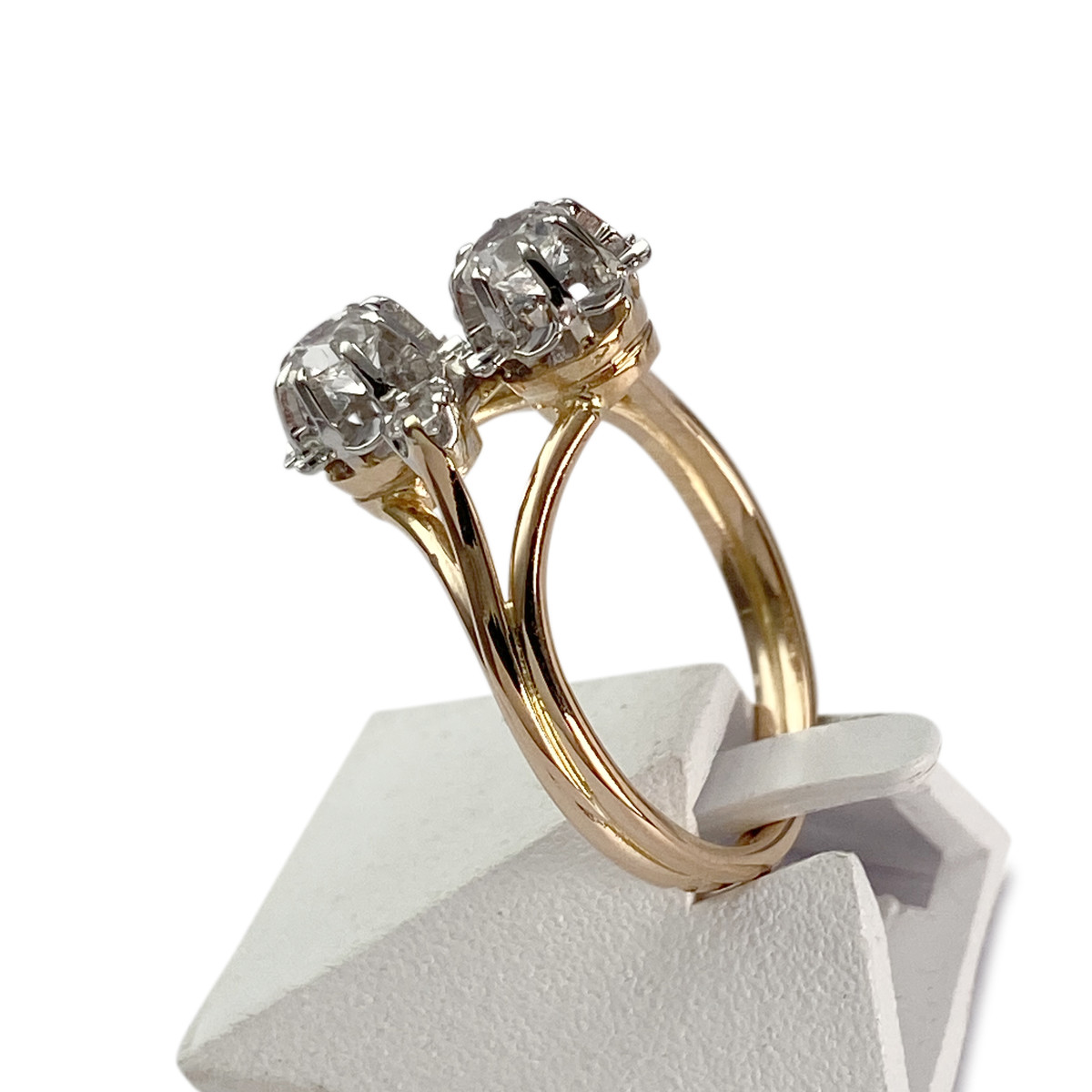 Bague d'occasion 2  ors 750  corindons synthétiques - vue 2