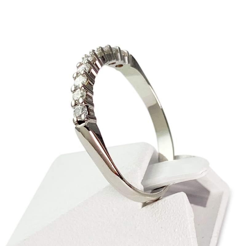 Bague d'occasion or 750 blanc diamants - vue 2