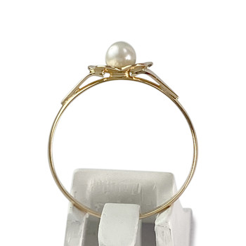 Tweedehands gouden ring 750 gele gekweekte parel