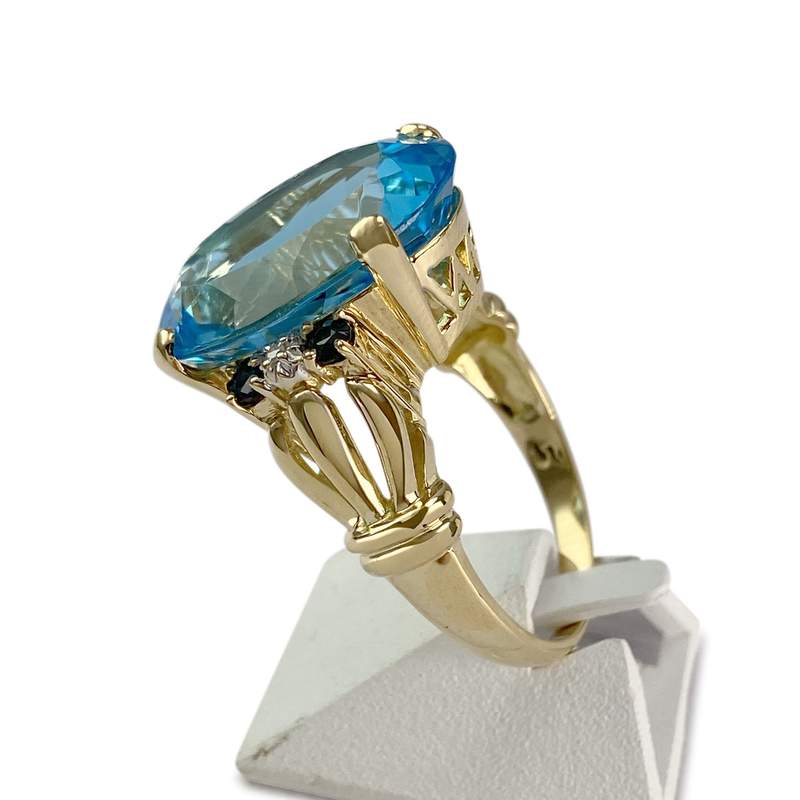 Bague d'occasion or 750 2 tons topaze traitée Swiss blue saphirs diamants - vue 2