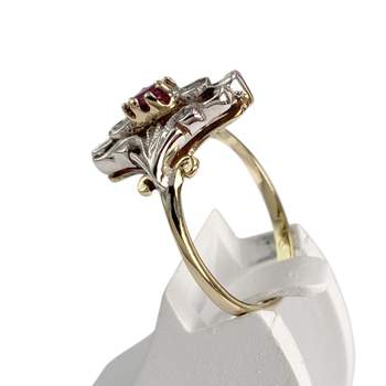 Bague d'occasion 2 ors 750 rubis diamants