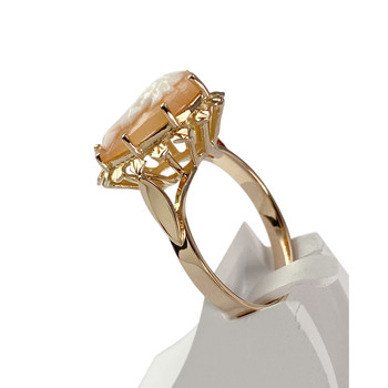 Tweedehands gouden ring 750 geel camee