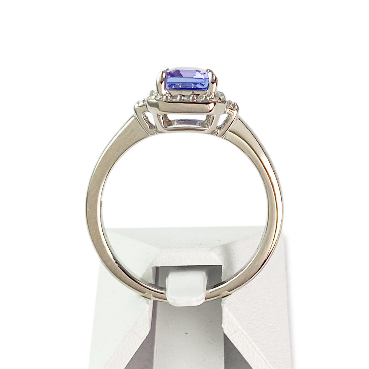 Bague d'occasion or 375 blanc tanzanite, diamants, diamants synthétiques - vue 3