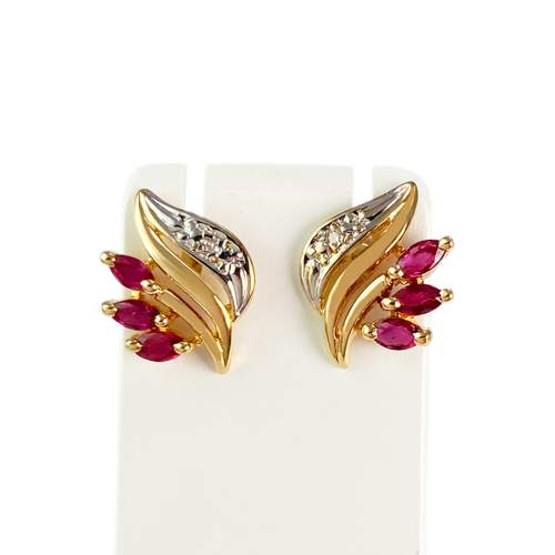 Boucles d'oreilles d'occasion 2 ors 750 diamants, rubis