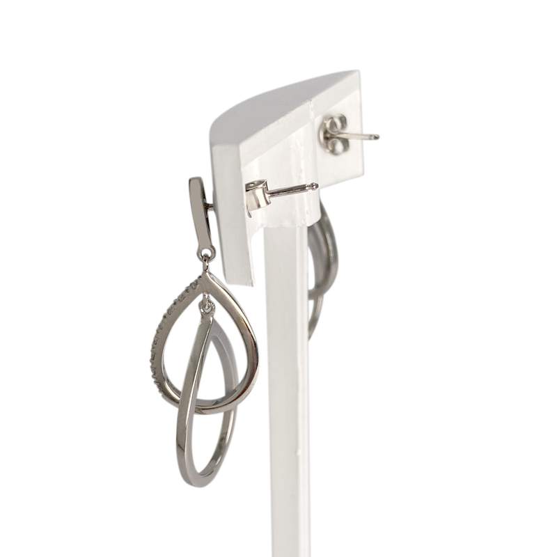 Boucles d'oreilles d'occasion or 750 blanc diamants - vue 2