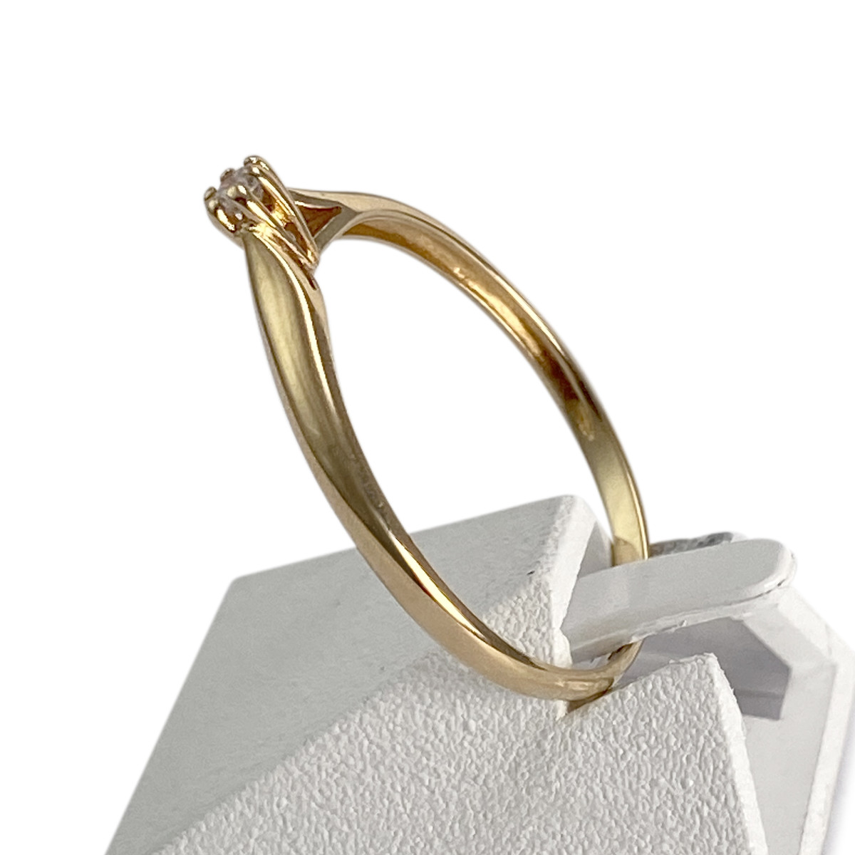 Solitaire d'occasion or 750 jaune diamant - vue 2