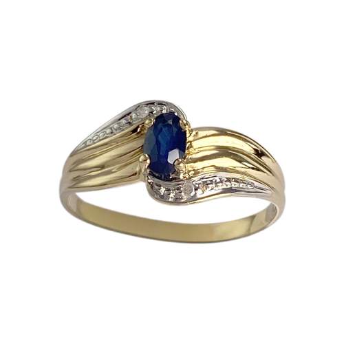 Pre-owned 750 two-tone gold ring with sapphire and diamonds