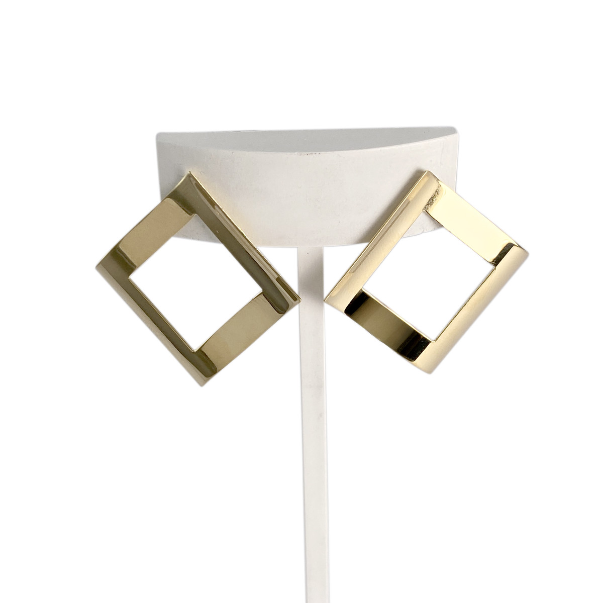 Tweedehands oorbellen in 750 geel goud