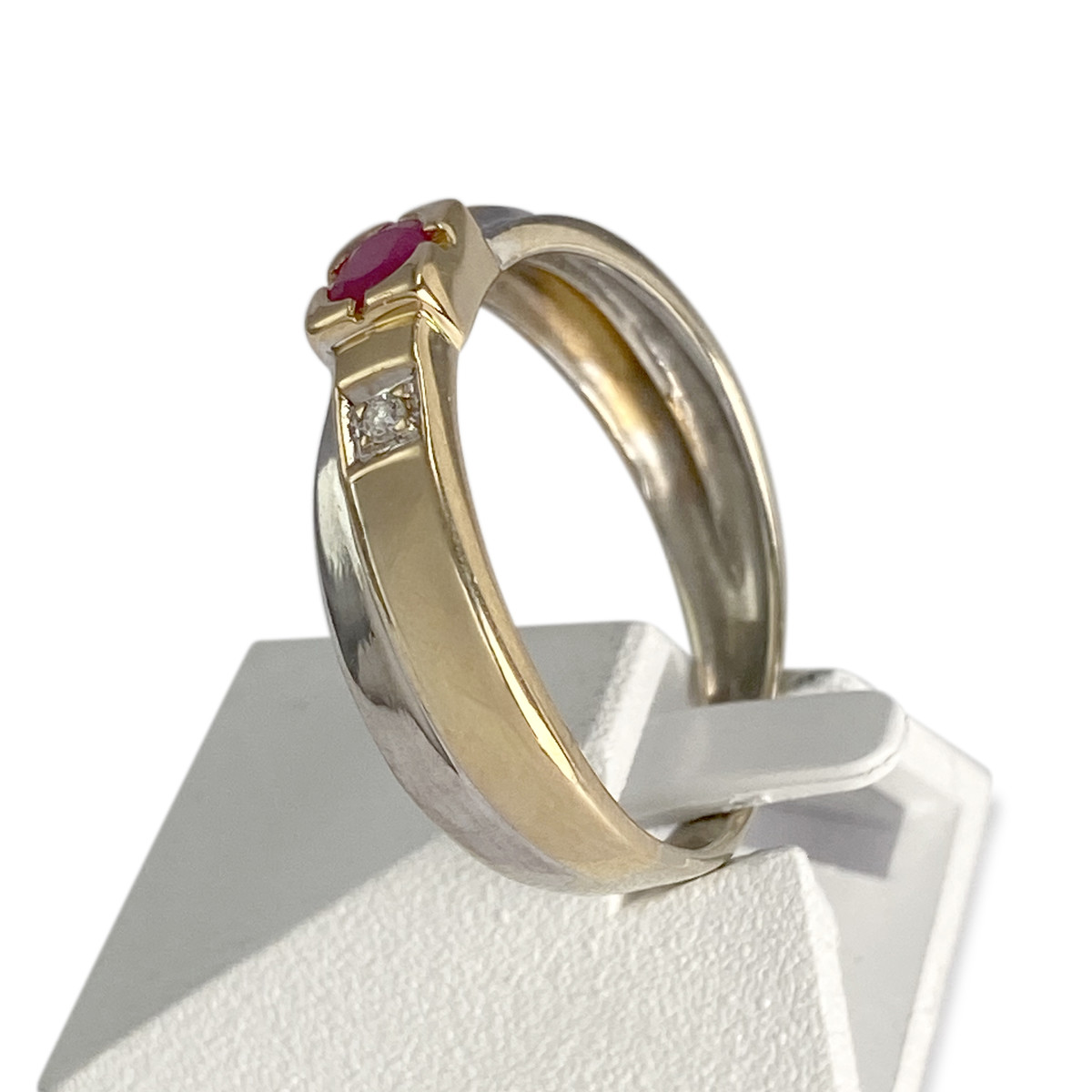 Bague d'occasion 2 ors 750 diamants, rubis - vue 2