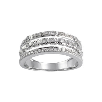 Second-hand gold ring 375 white diamonds