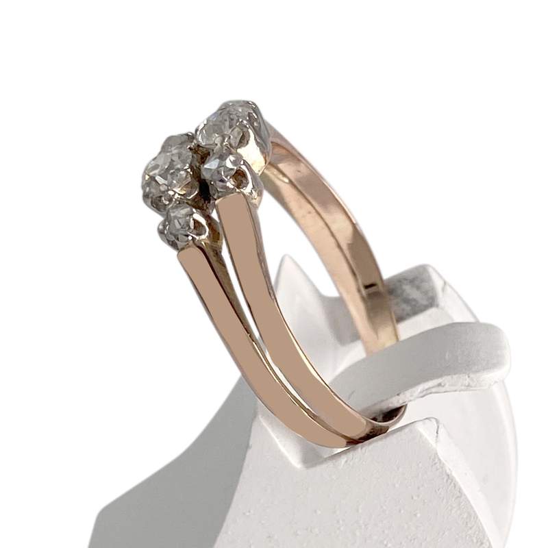 Bague d'occasion 2 ors 750 diamants - vue 2