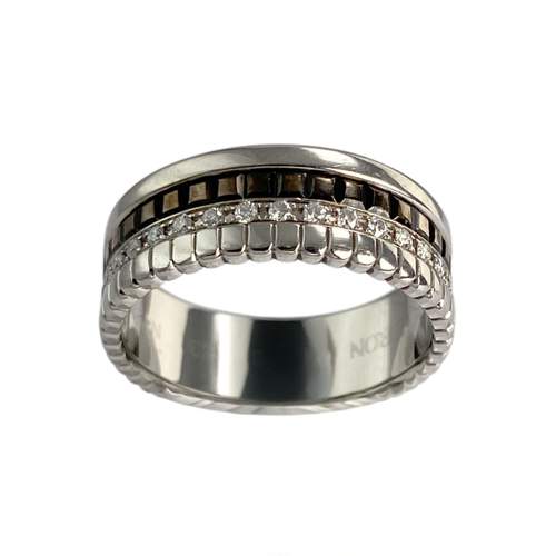 Pre-owned BOUCHERON ring in 750 white gold with diamonds