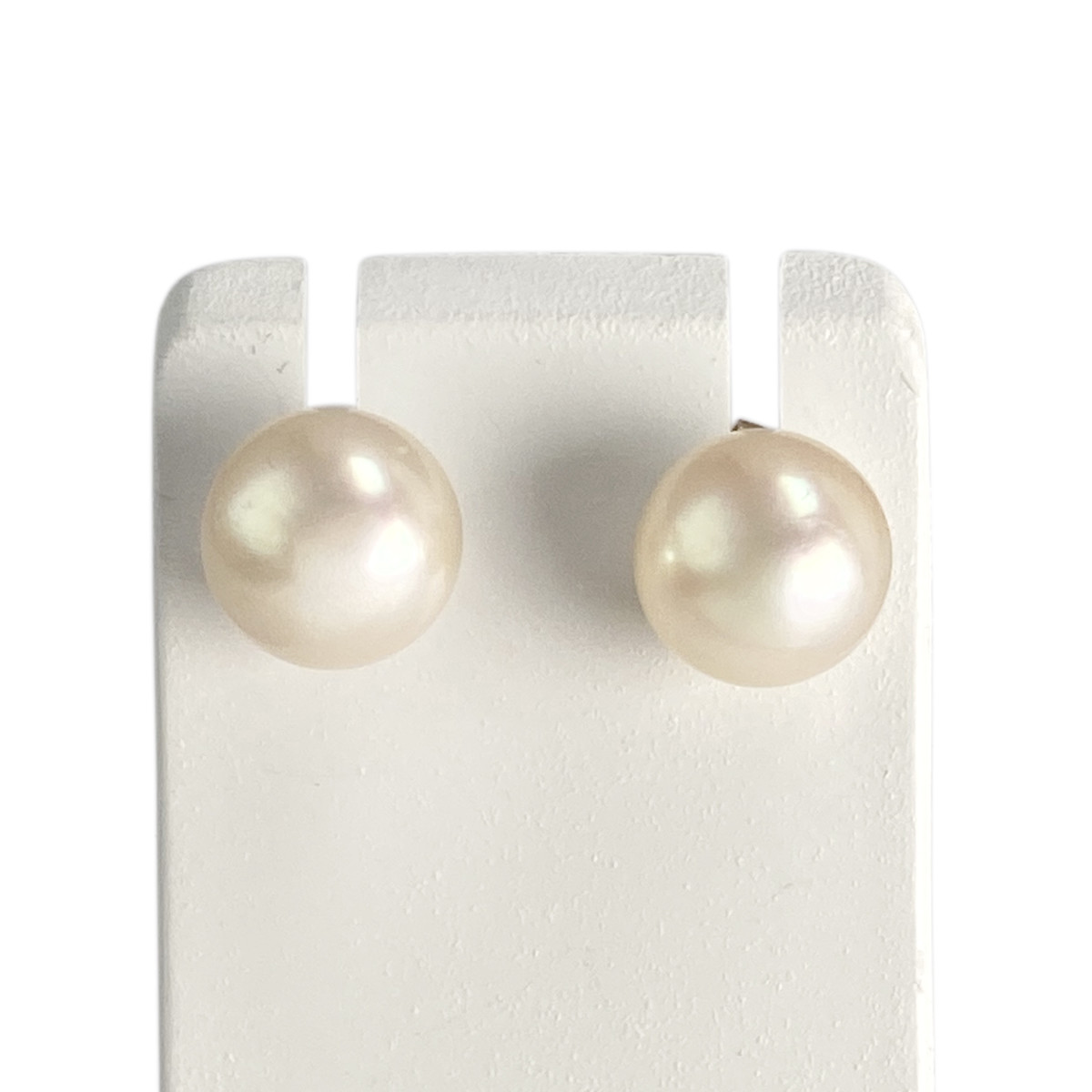 Tweedehands oorbellen in goud 750 gele gekweekte parel