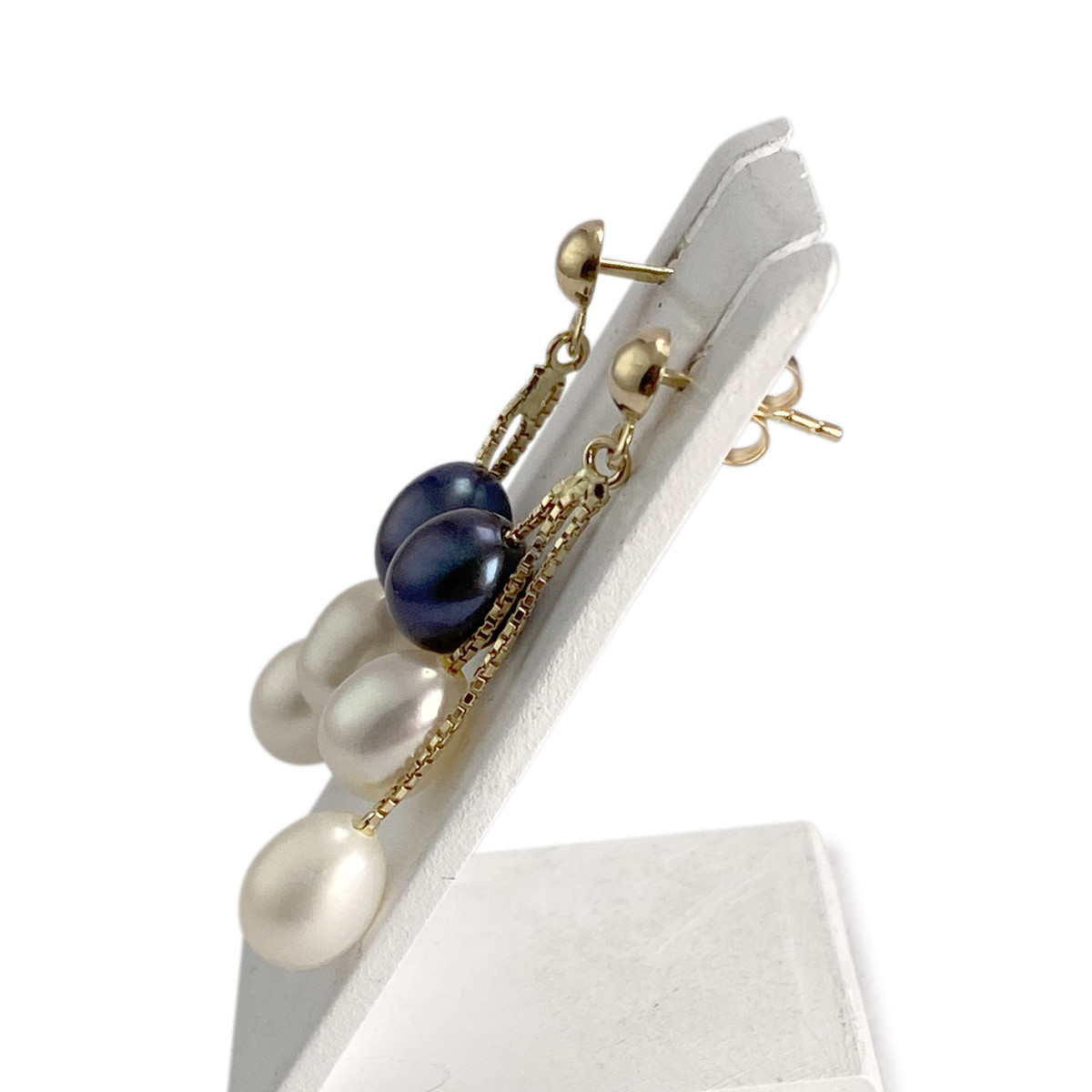 Boucles d'oreilles d'occasion or 750 jaune perle de culture - vue 2