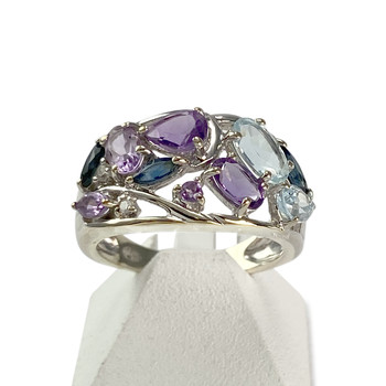 Bague d'occasion or 375 blanc pierres fines