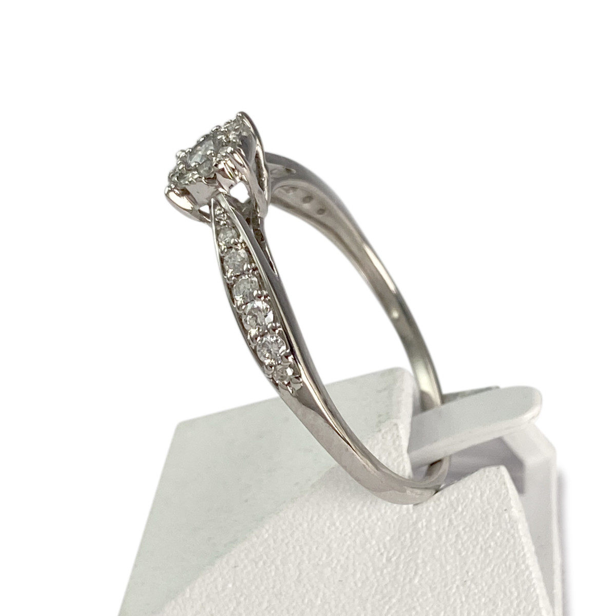 Bague d'occasion or 375 blanc diamants - vue 2