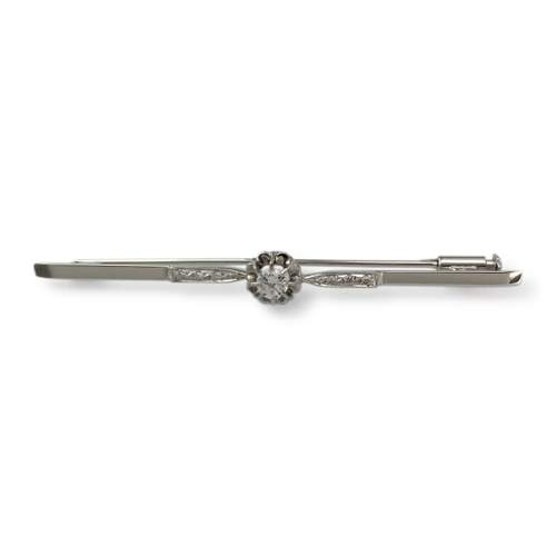 Pre-owned 750 white gold brooch with synthetic sapphires