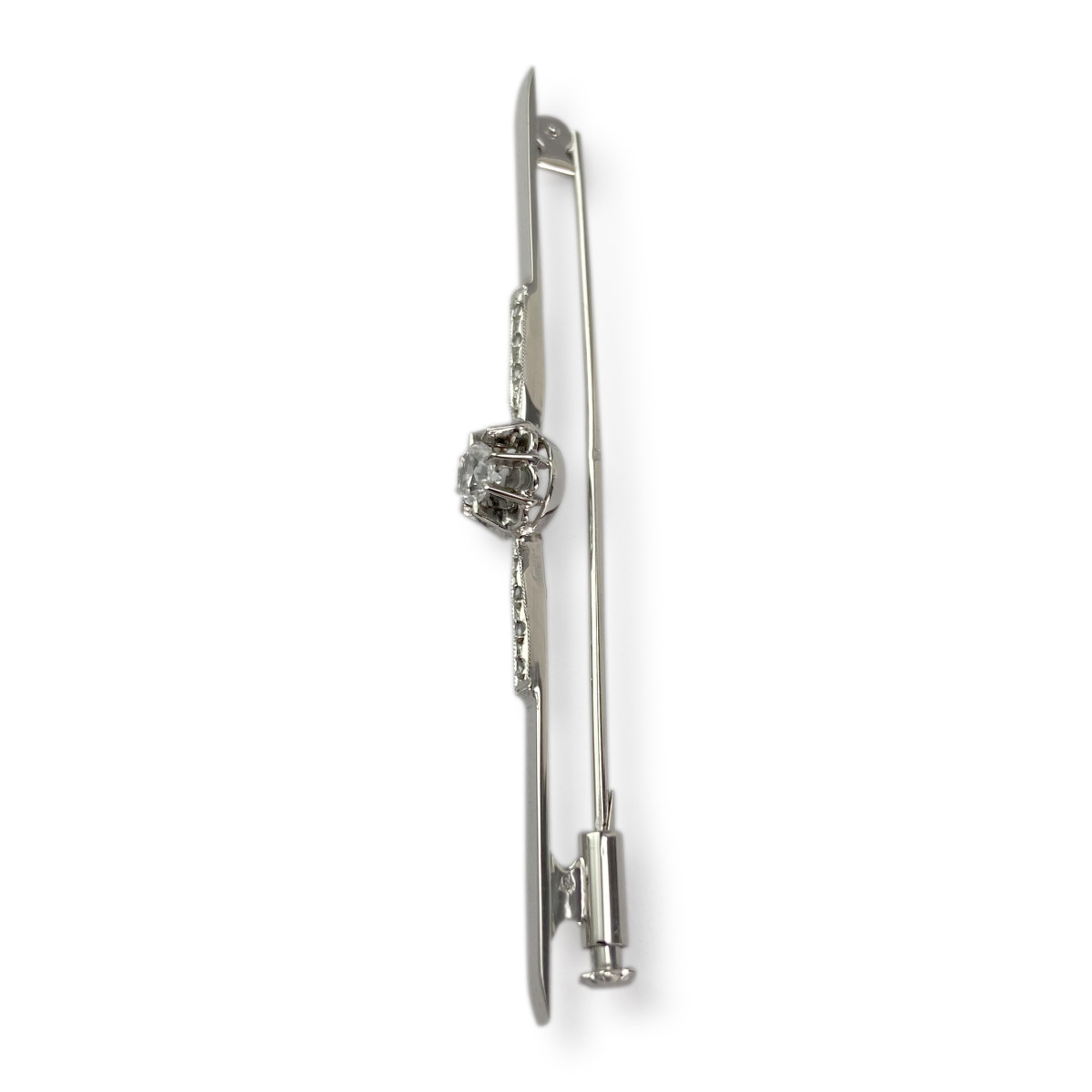 Broche d'occasion or 750  blanc saphirs  synthetiques - vue 2
