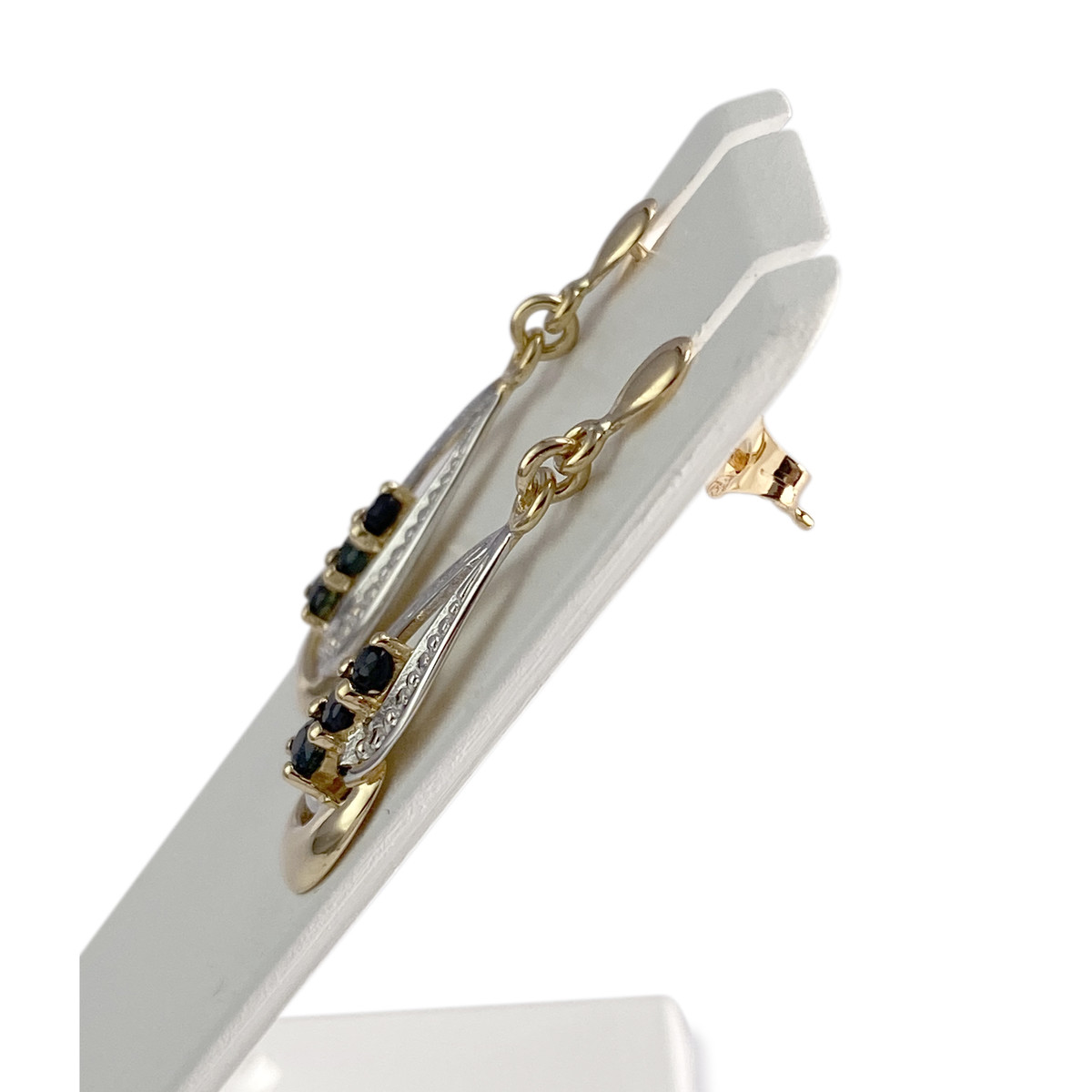 Boucles d'oreilles d'occasion or 750 2 tons  saphirs - vue 2