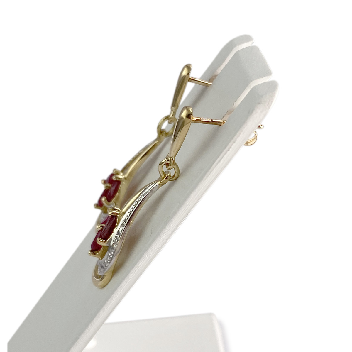 Boucles d'oreilles d'occasion or 750 2tons rubis - vue 2