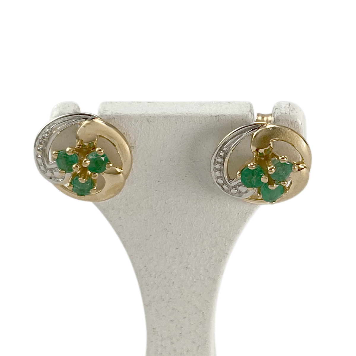 Boucles d'oreilles d'occasion  or 750 2 tons emeraudes