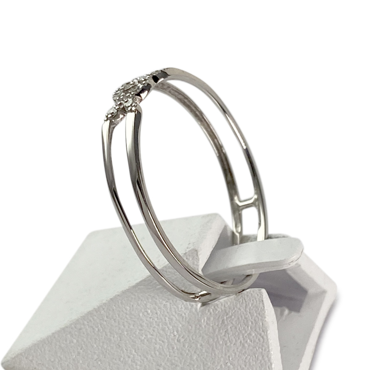 Bague d'occasion or 375 blanc diamants - vue 2