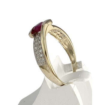 Bague d'occasion  or 375 diamants rubis