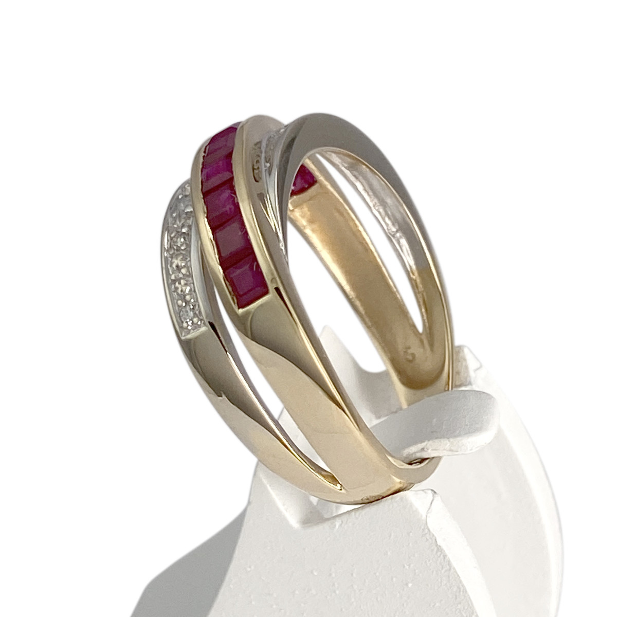 Bague d'occasion 2 ors 750 diamants rubis - vue 2