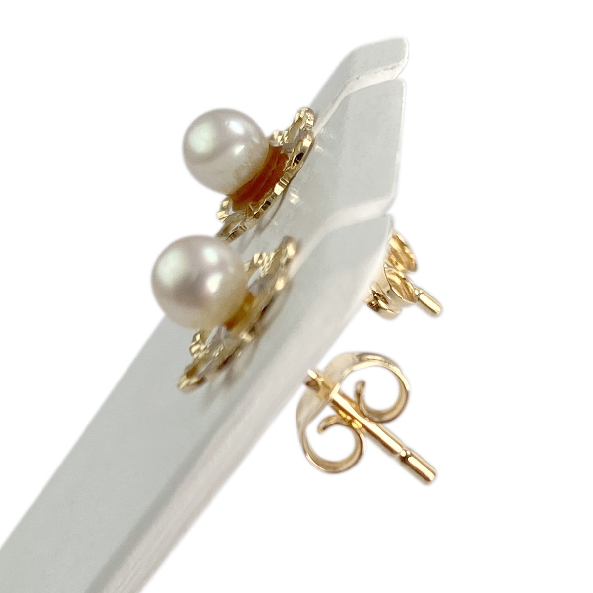 Boucles d'oreilles d'occasion or 750 jaune perle de culture - vue 2