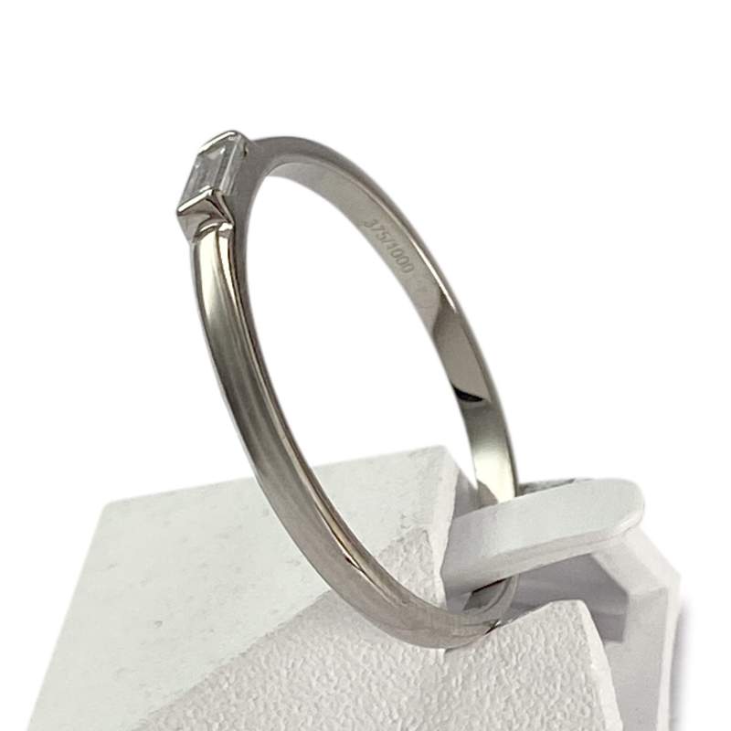 Second hand gold ring 375 white diamond - view 2
