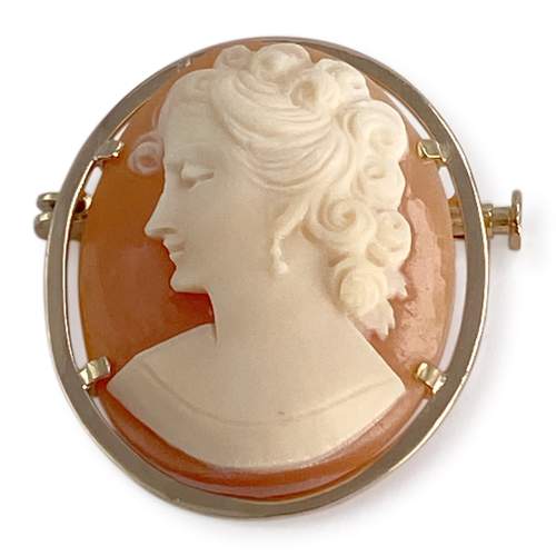 Broche d'occasion or 750 jaune camée coquille