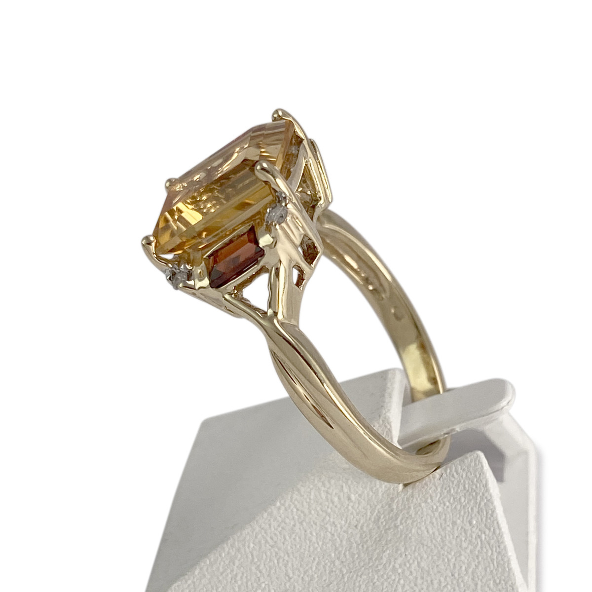 Bague d'occasion or 375 jaune citrine grenat diamant - vue 2