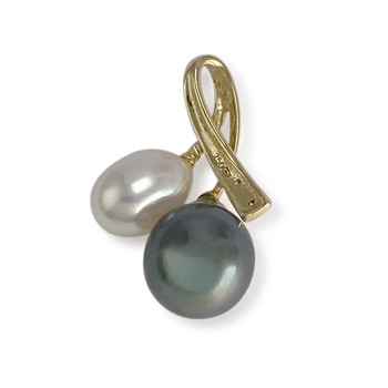 Pendentif d'occasion 2 ors 750 diamants perle de culture