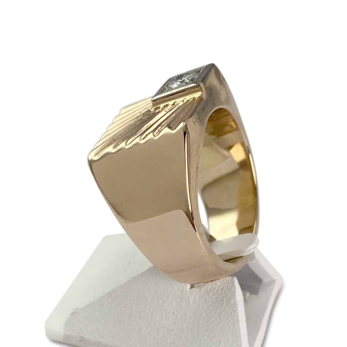 Chevalière d'occasion or 750 jaune diamant - vue 2