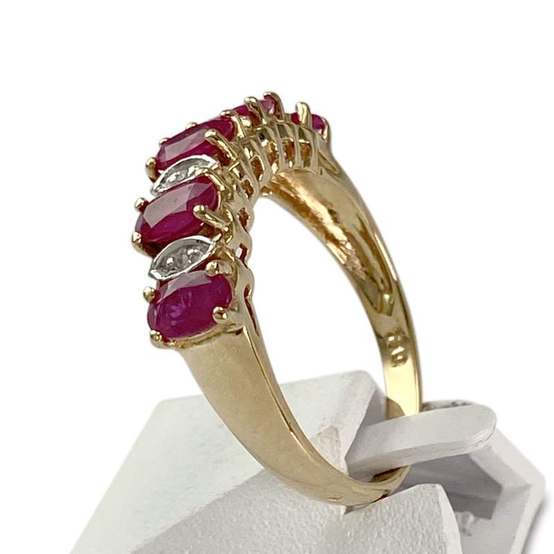 Bague d'occasion or 750 jaune rubis diamant - vue 2