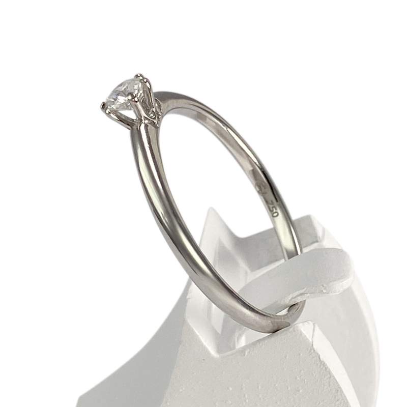 Solitaire d'occasion or 750 blanc diamant - vue 2