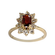 Bague d'occasion or 750 jaune zirconias grenat