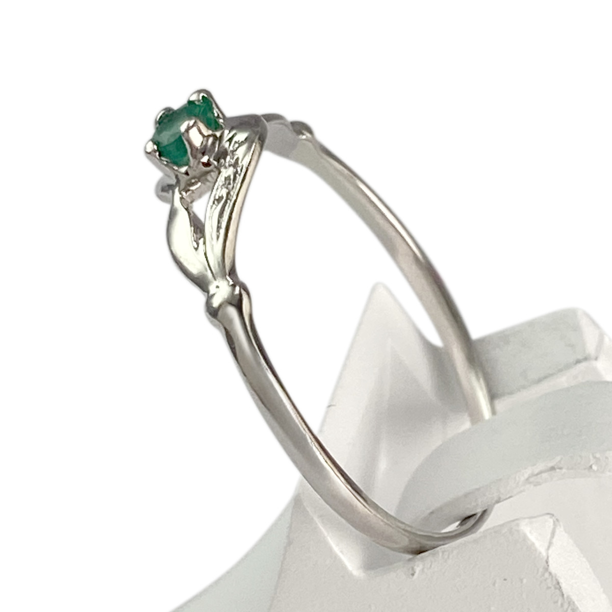 Bague d'occasion or 375 blanc émeraude - vue 2