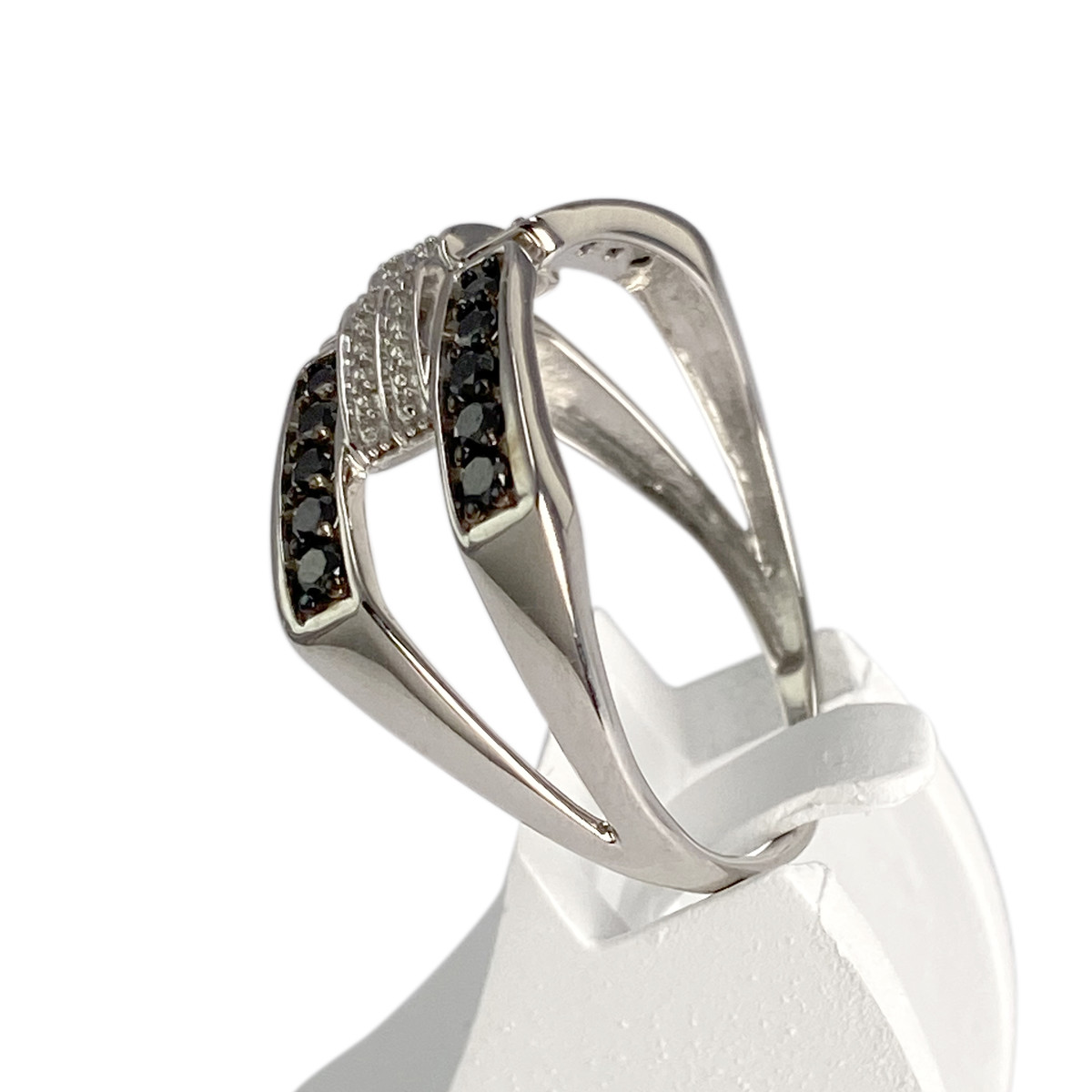 Bague d'occasion or 750 blanc diamants - vue 2